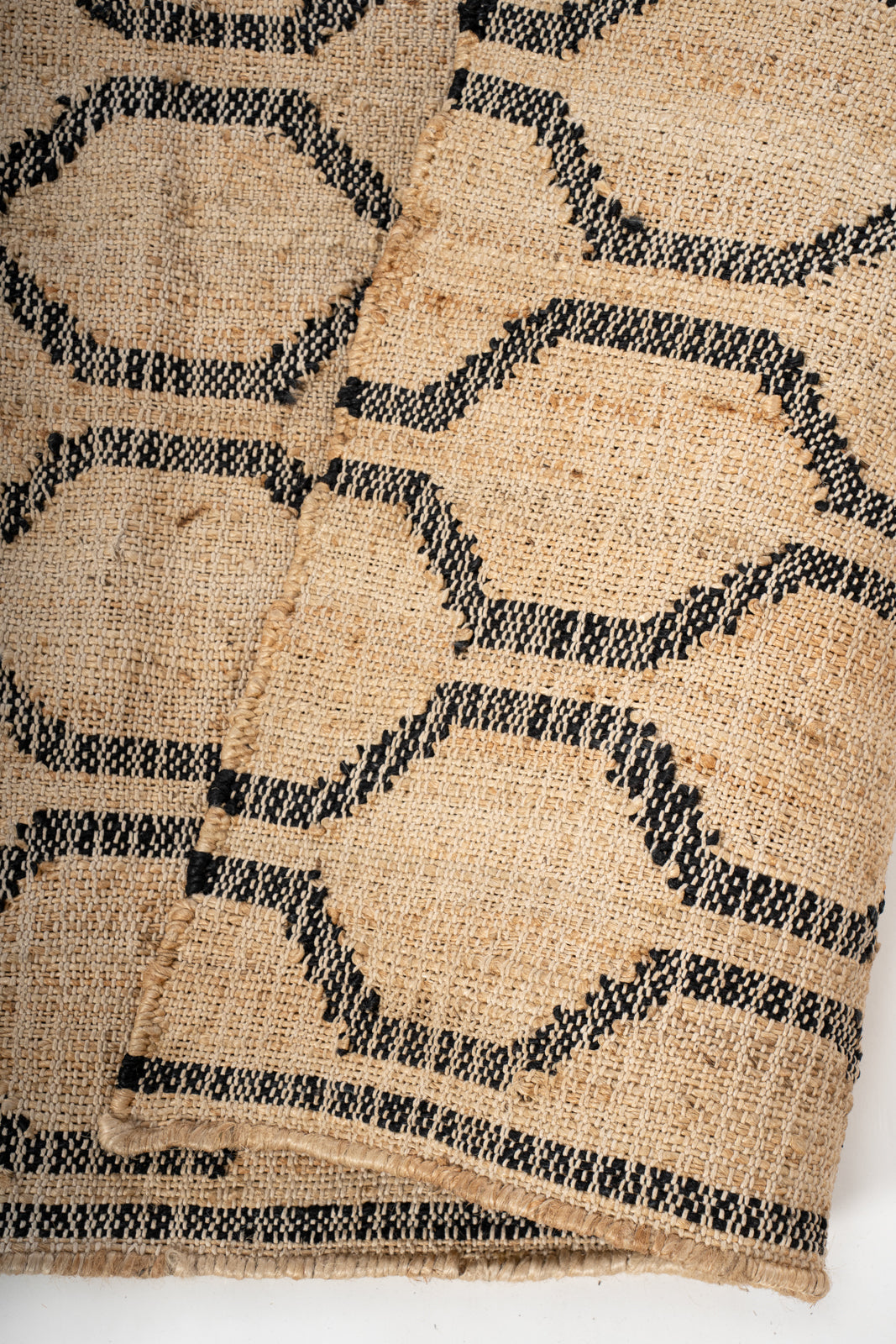 Desert Mirage Jute Rug detail of the geometric pattern in jute