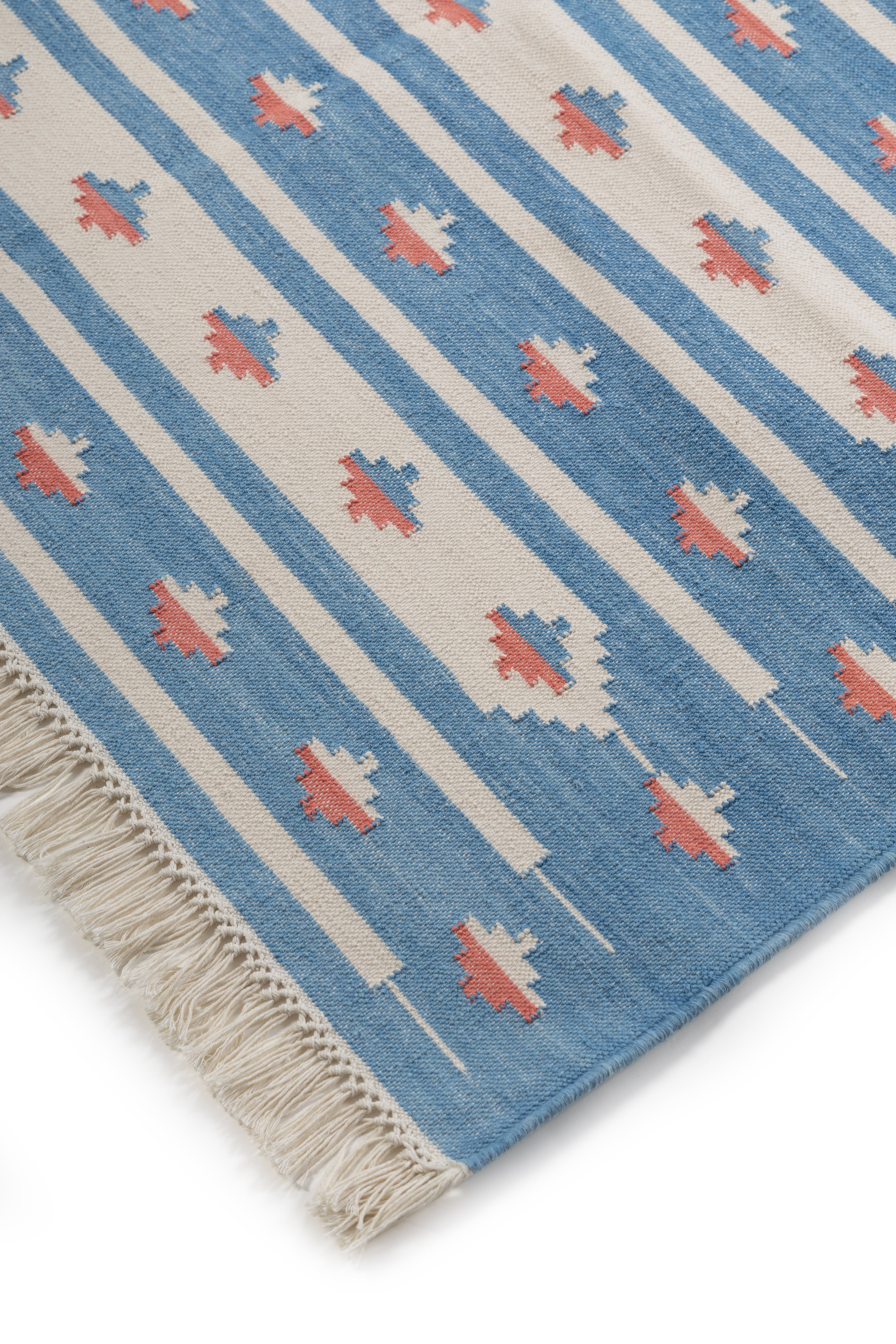 Desert Sky Kilim Dhurrie close-up showing the cotton weave and geometric motif