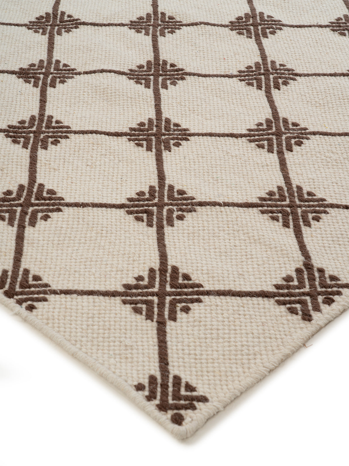 Geometric Trellis Wool Rug close-up showing the wool weave and geometric motif