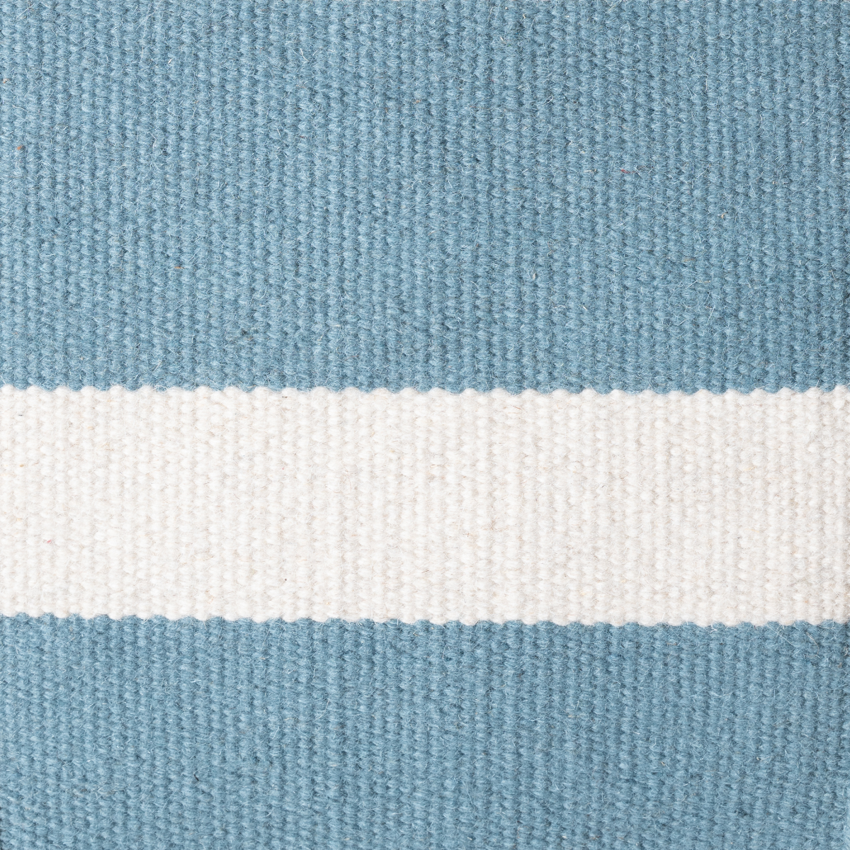 Horizon : Azure nz wool rug in blue tones