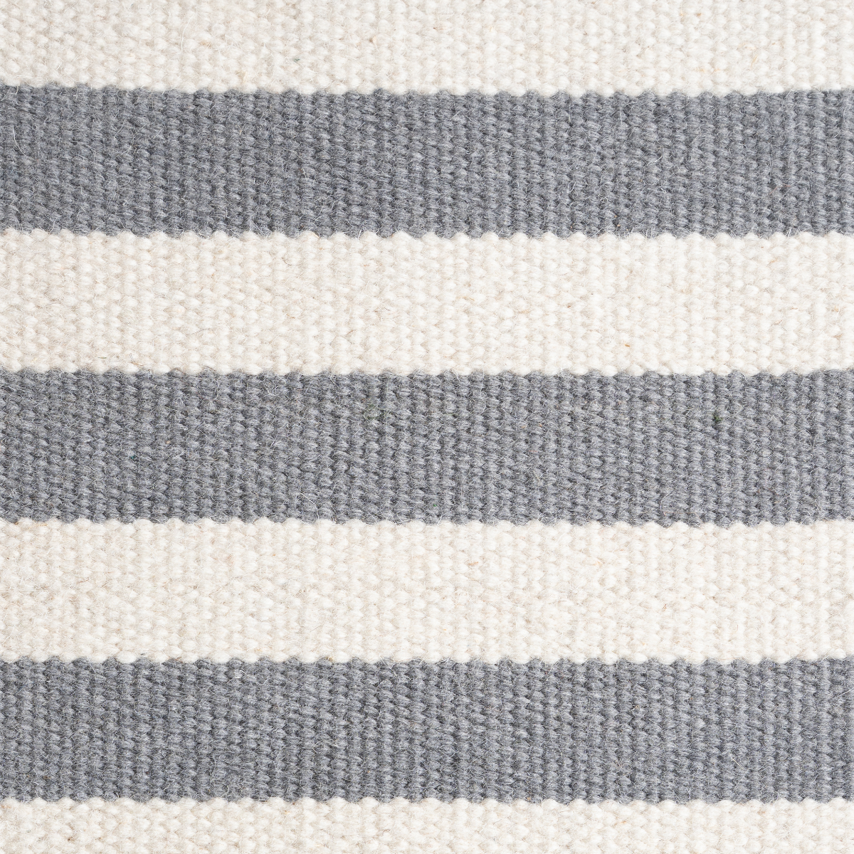 Horizon : Mist nz wool rug in grey tones
