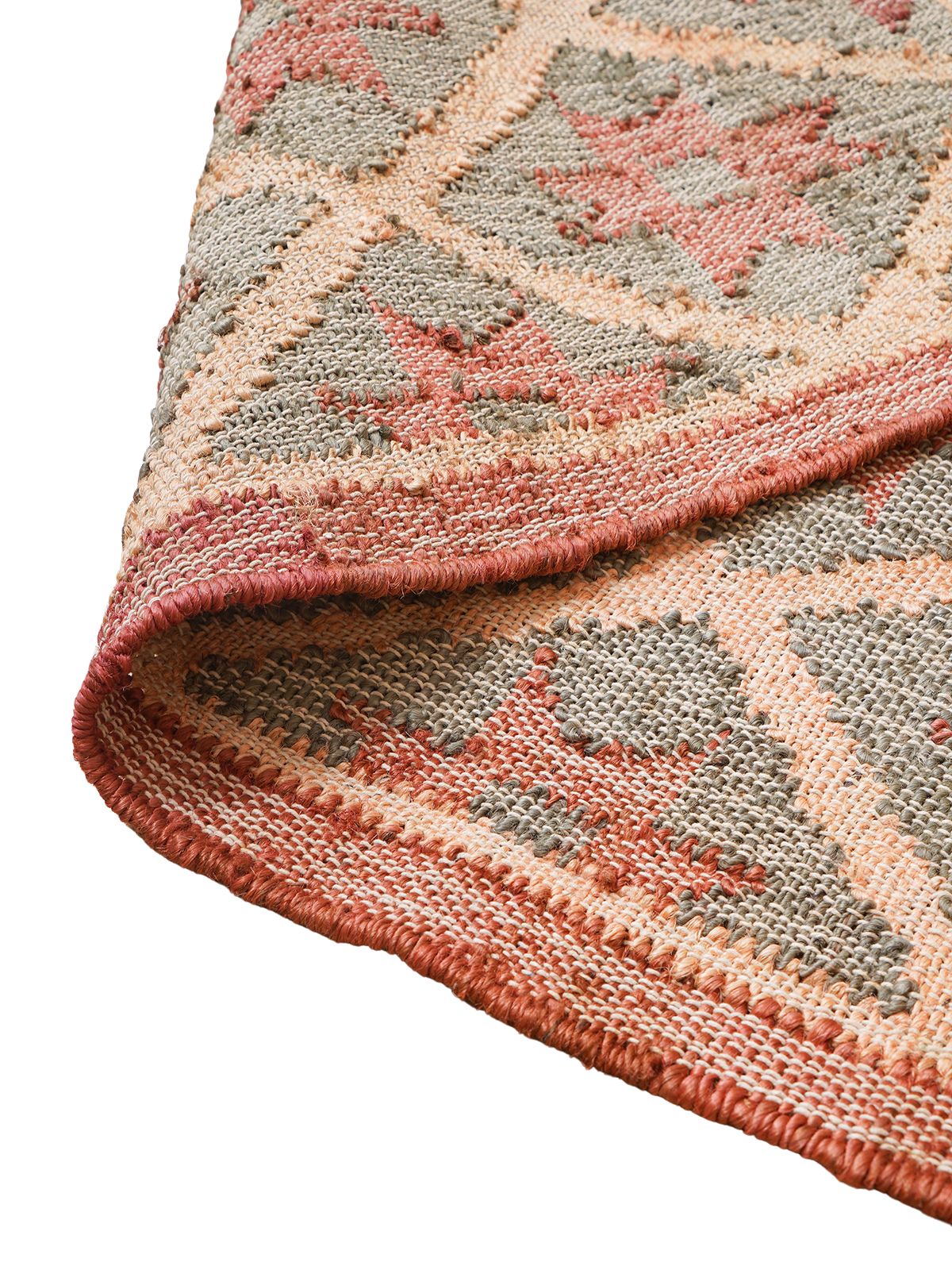 Jute Kilim Ruby Rug detail of the geometric pattern in jute