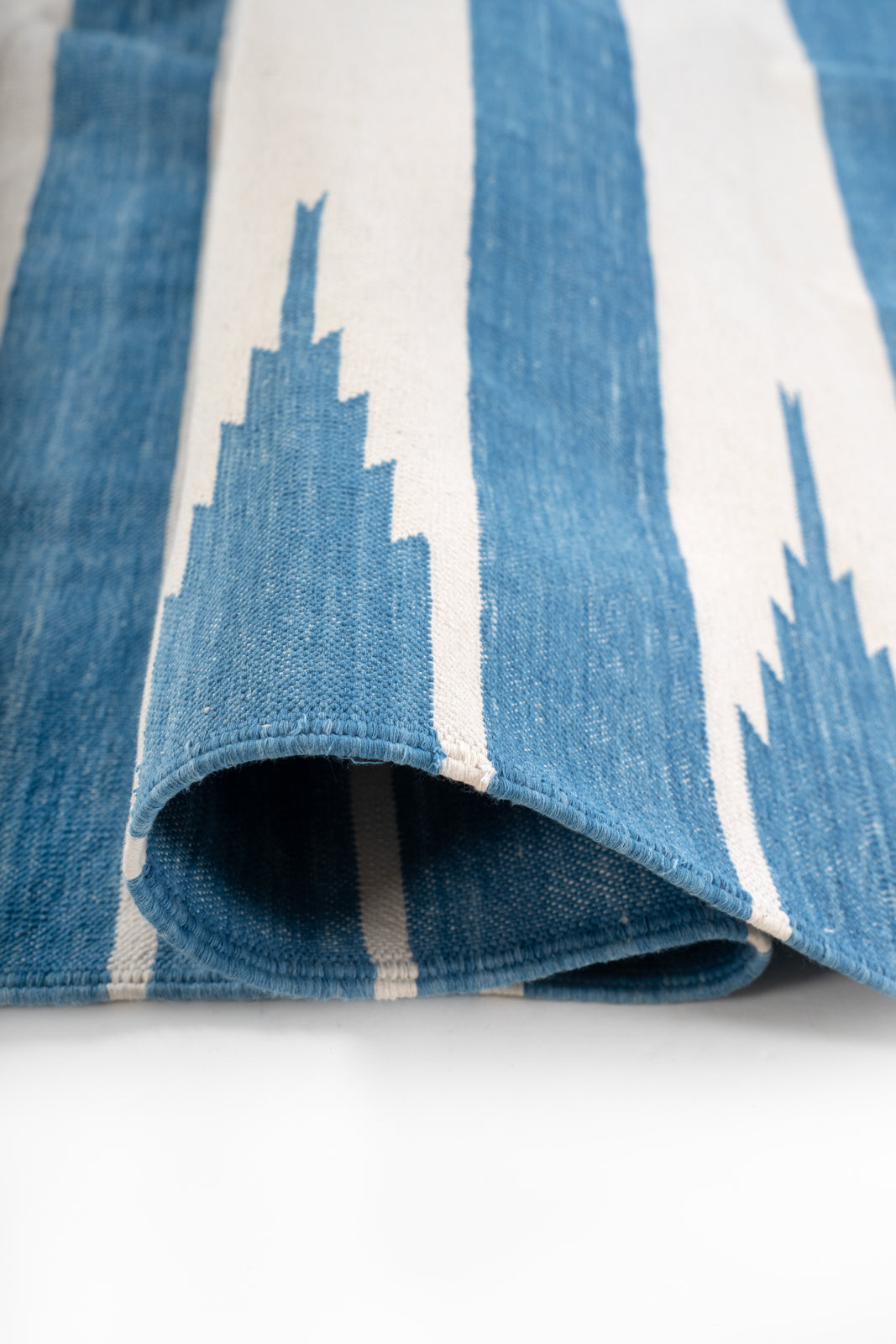 Kanchipuram Grace Flatweave Rug - texture detail showing cotton surface