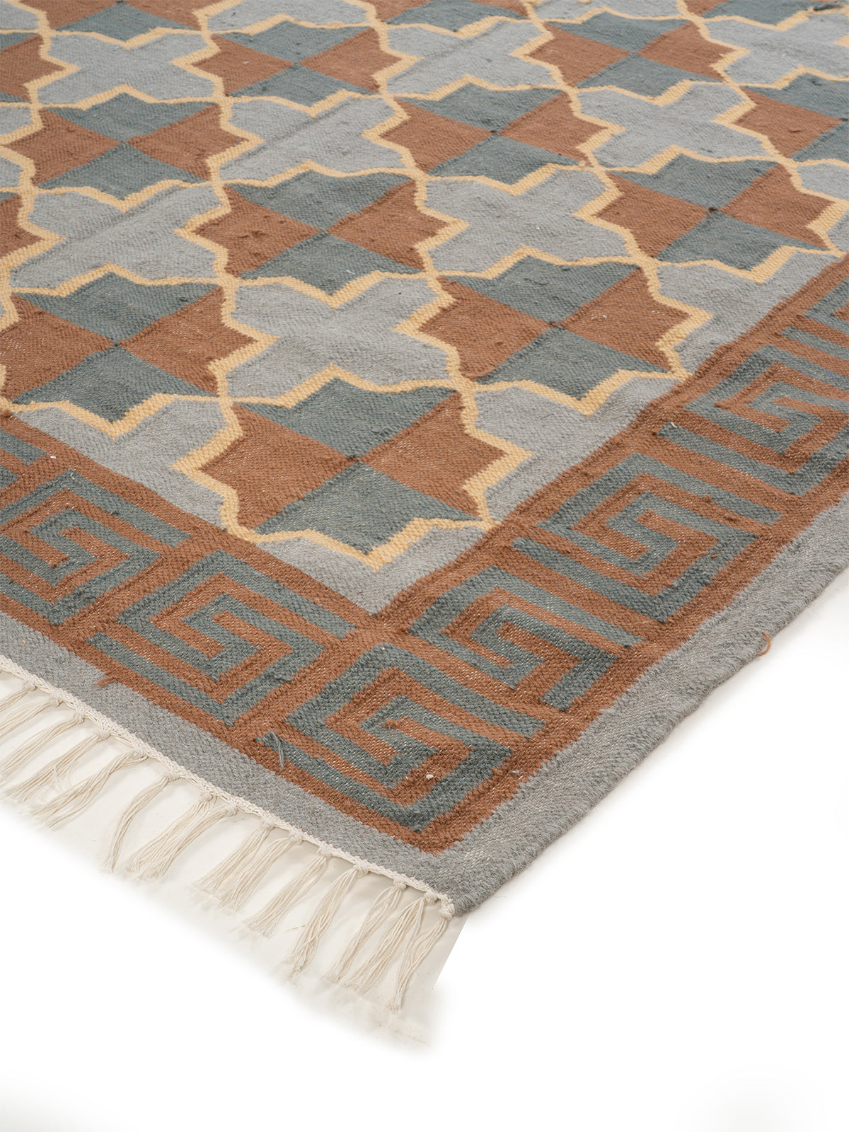 Kilim Quatrefoil Wool Rug close-up showing the wool weave and geometric motif