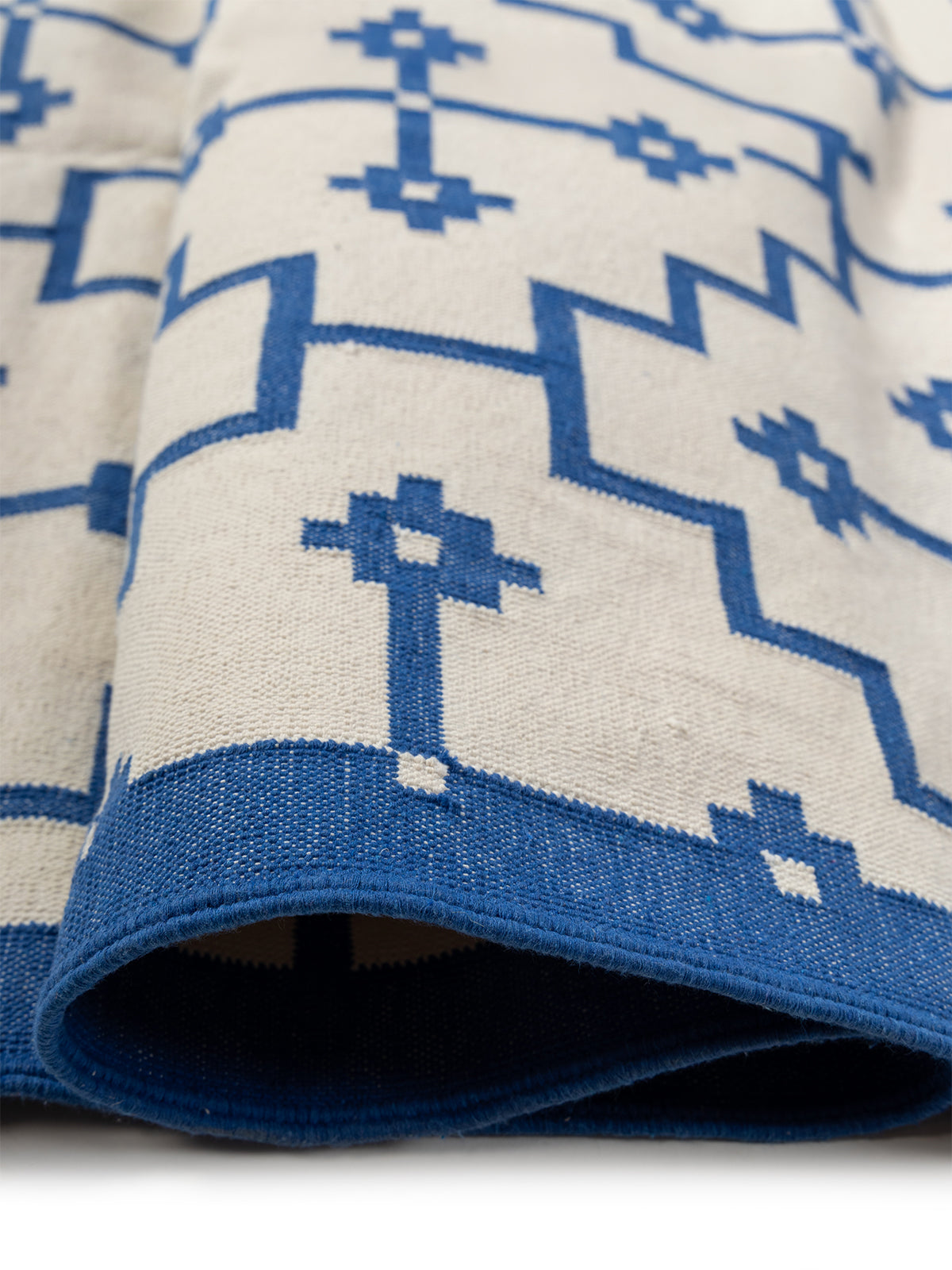 Labyrinth Weave Rug - texture detail showing cotton surface