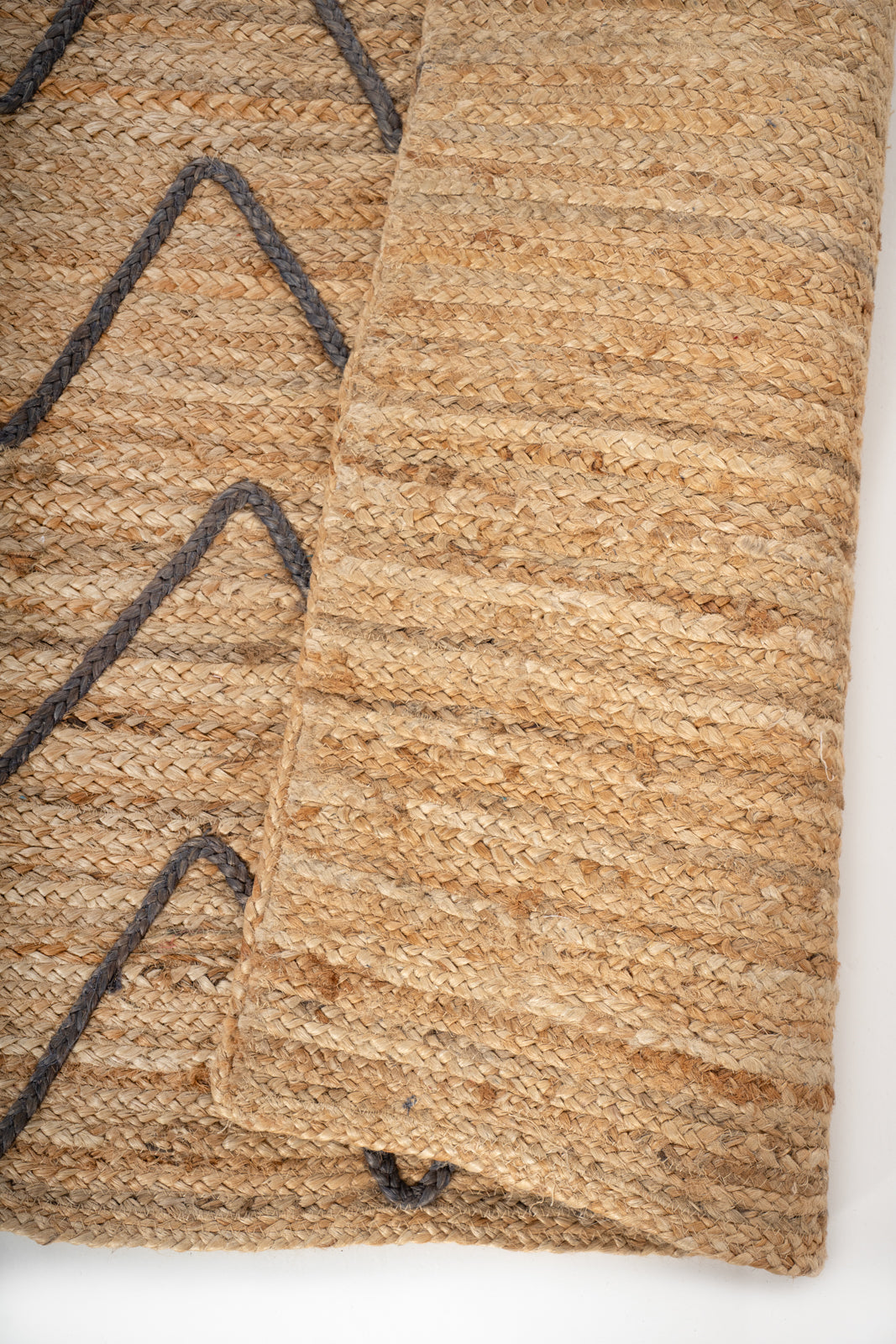 Lagos Zig Zag Braided Rug-Brown detail of the geometric pattern in jute