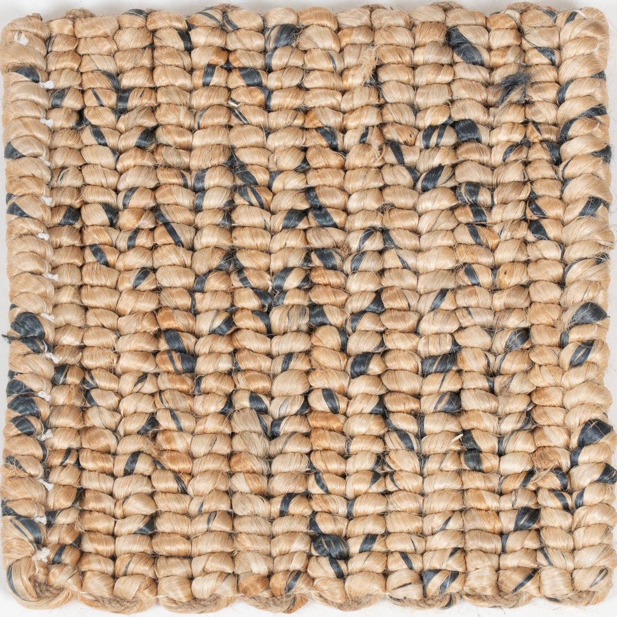 Looma : Melange mixed fibre rug in neutral tones