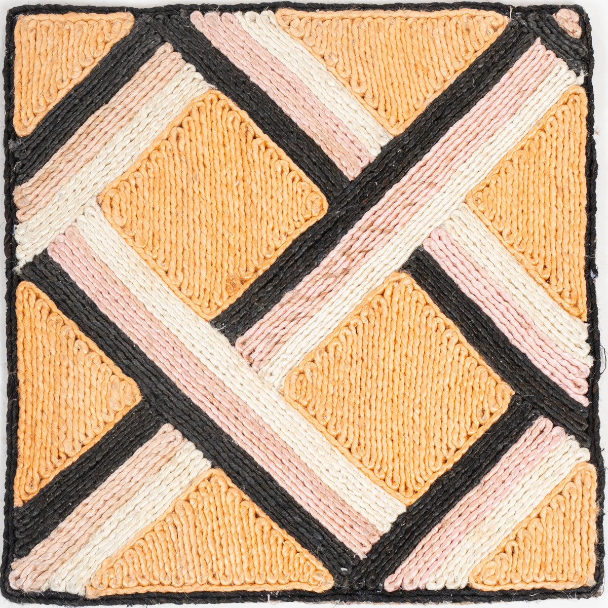 Looma : Raina mixed fibre rug in pink tones