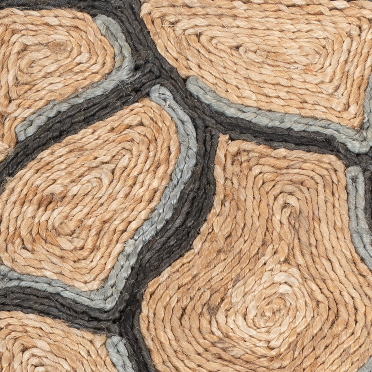 Looma : Thath close-up showing the mixed fibre weave and surface texture