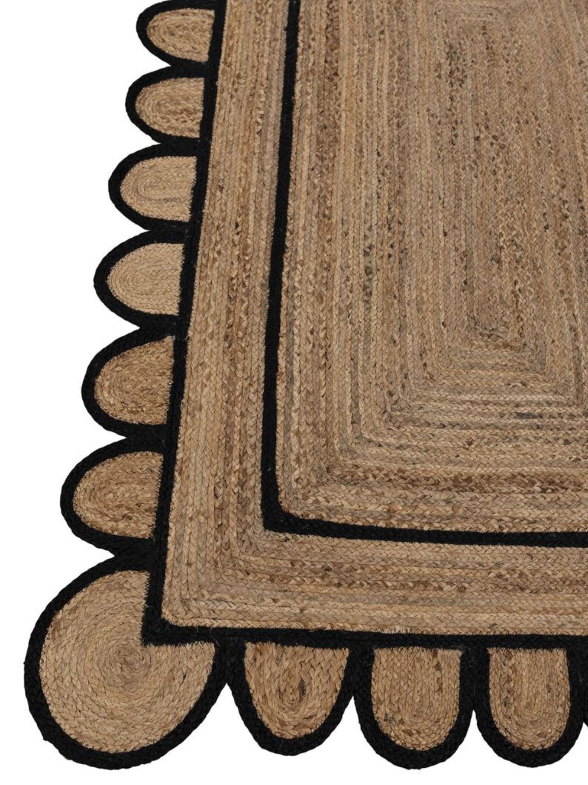 Luxor Scalloped Braided Runner close-up showing the cotton weave and texture surface