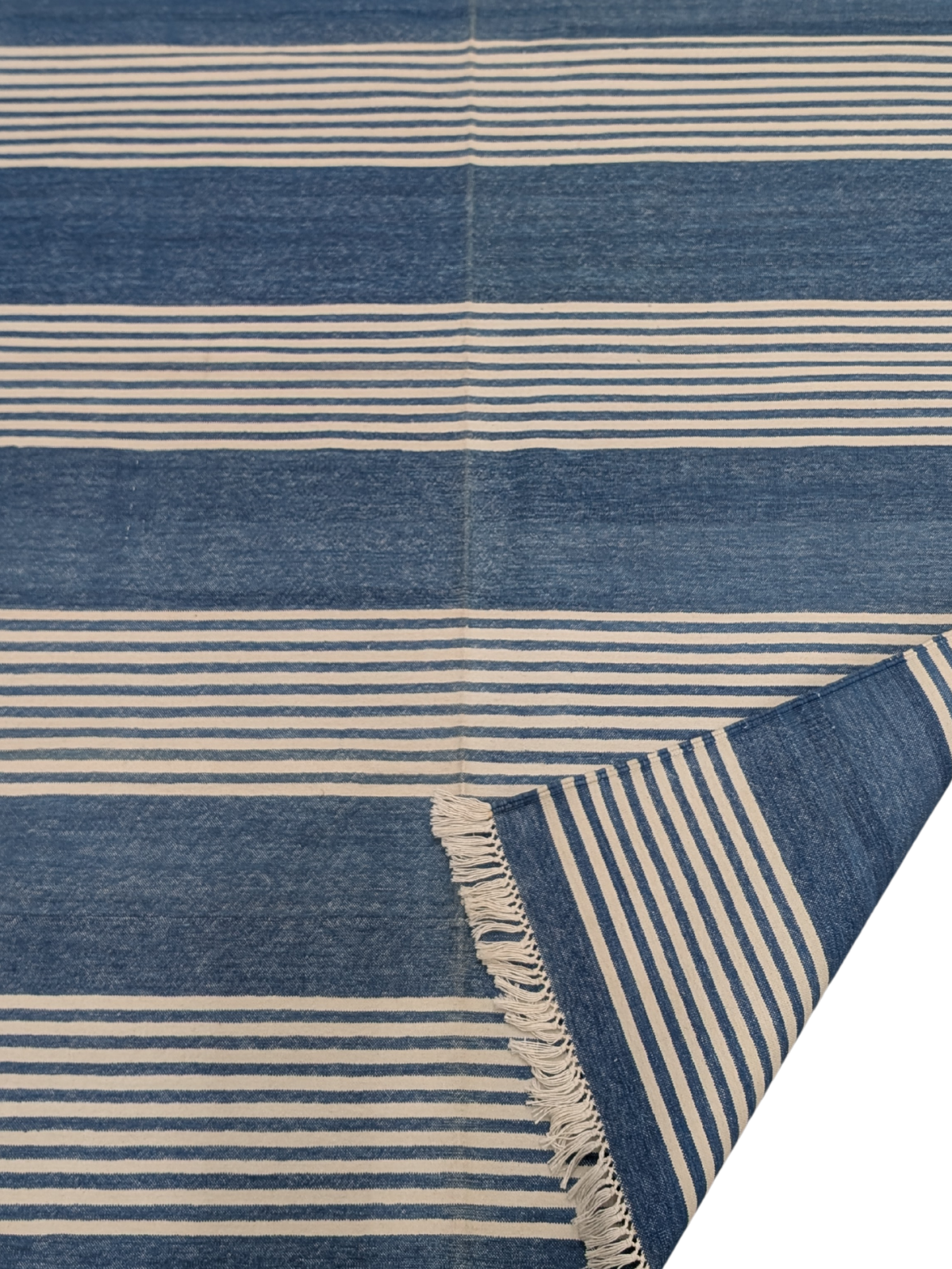 Mariner's Calm Cotton Rug detail of the striped cotton surface and edge finishing