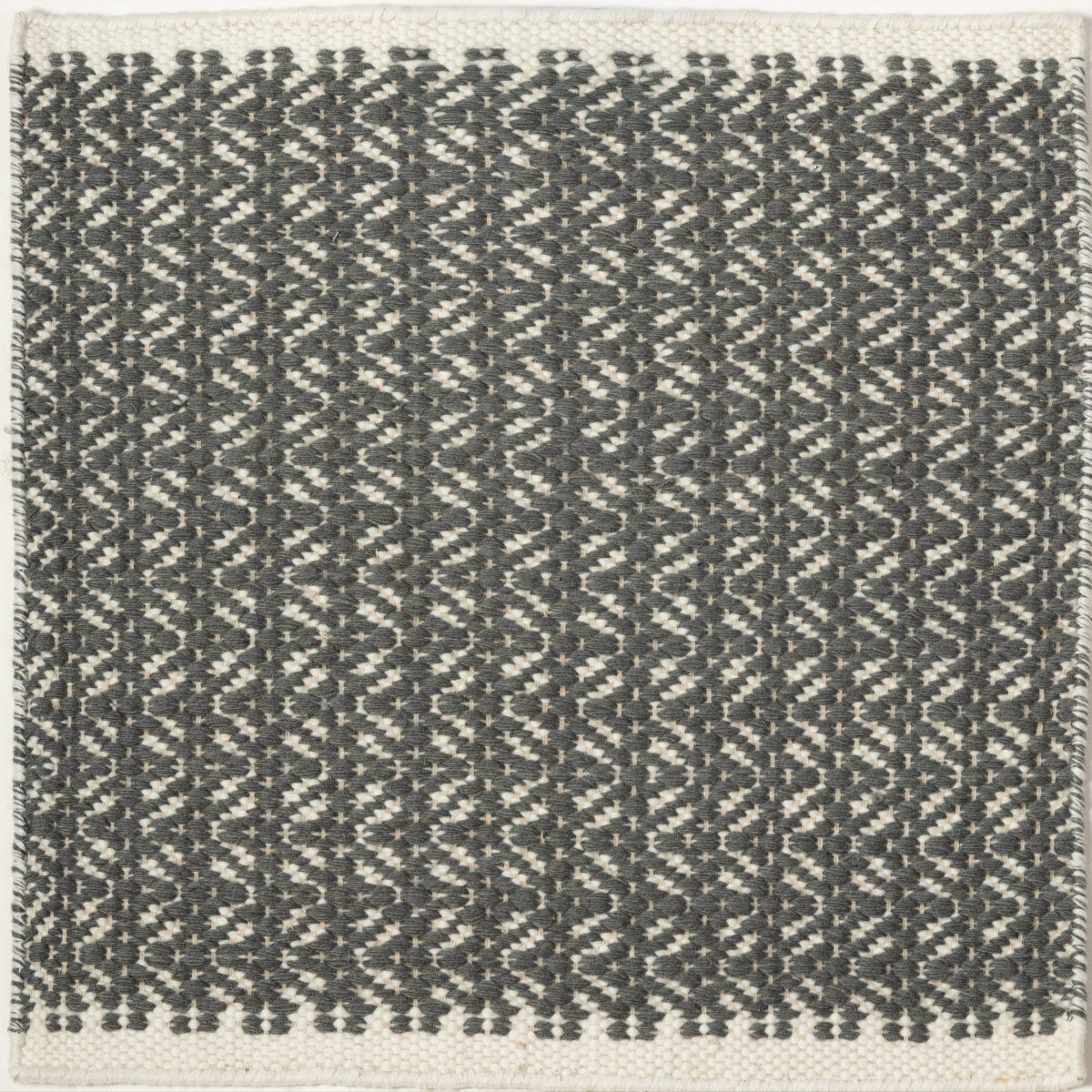 Mehr Raag wool rug in multicoloured tones