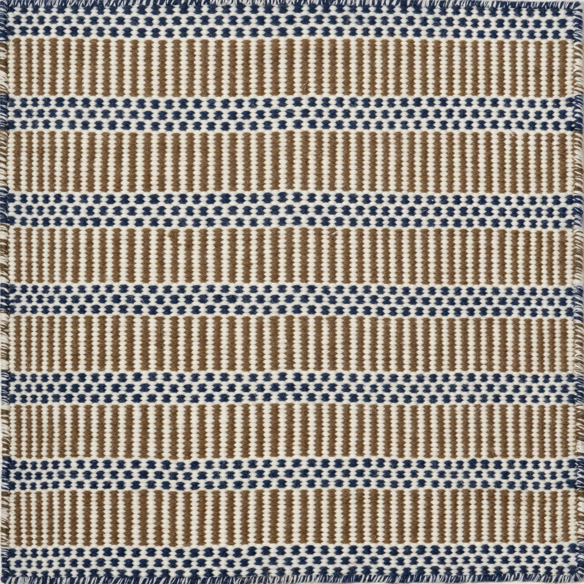 Mehr Tides wool rug in blue tones