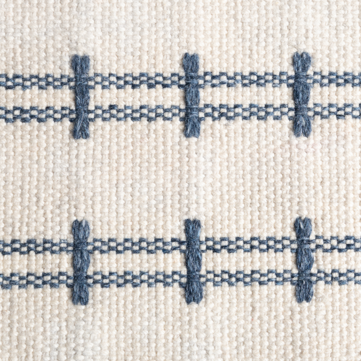 Meridian Loom : Latitude White wool rug in neutral tones