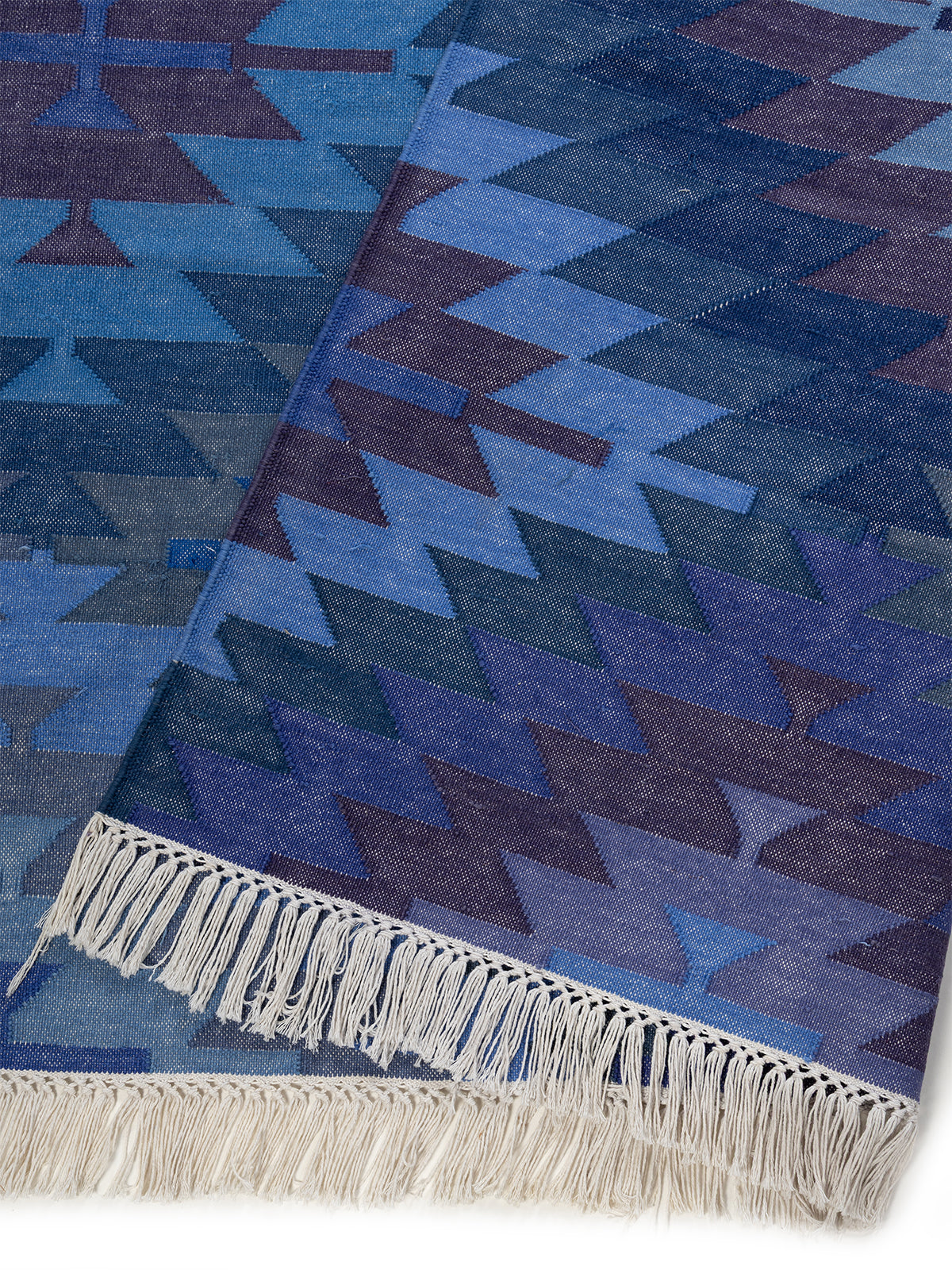Midnight Mirage detail of the geometric pattern in cotton