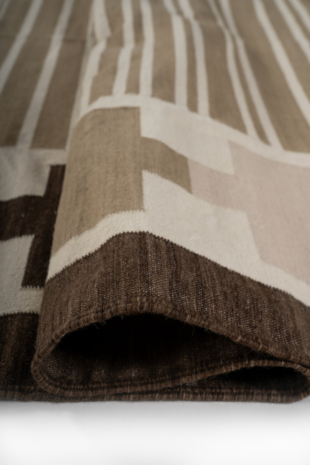 Mocha Comfort Flatweave Rug - texture detail showing cotton surface