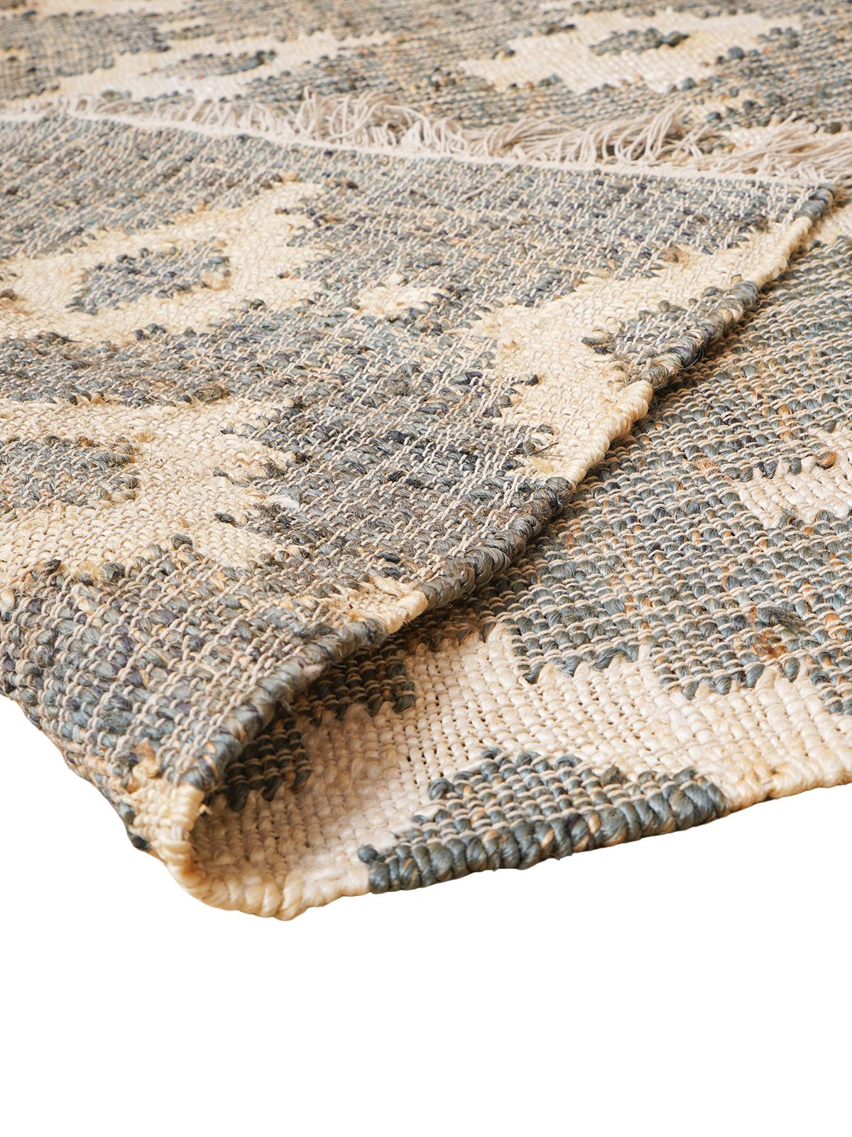Monochrome Kilim Jute Rug detail of the geometric pattern in jute