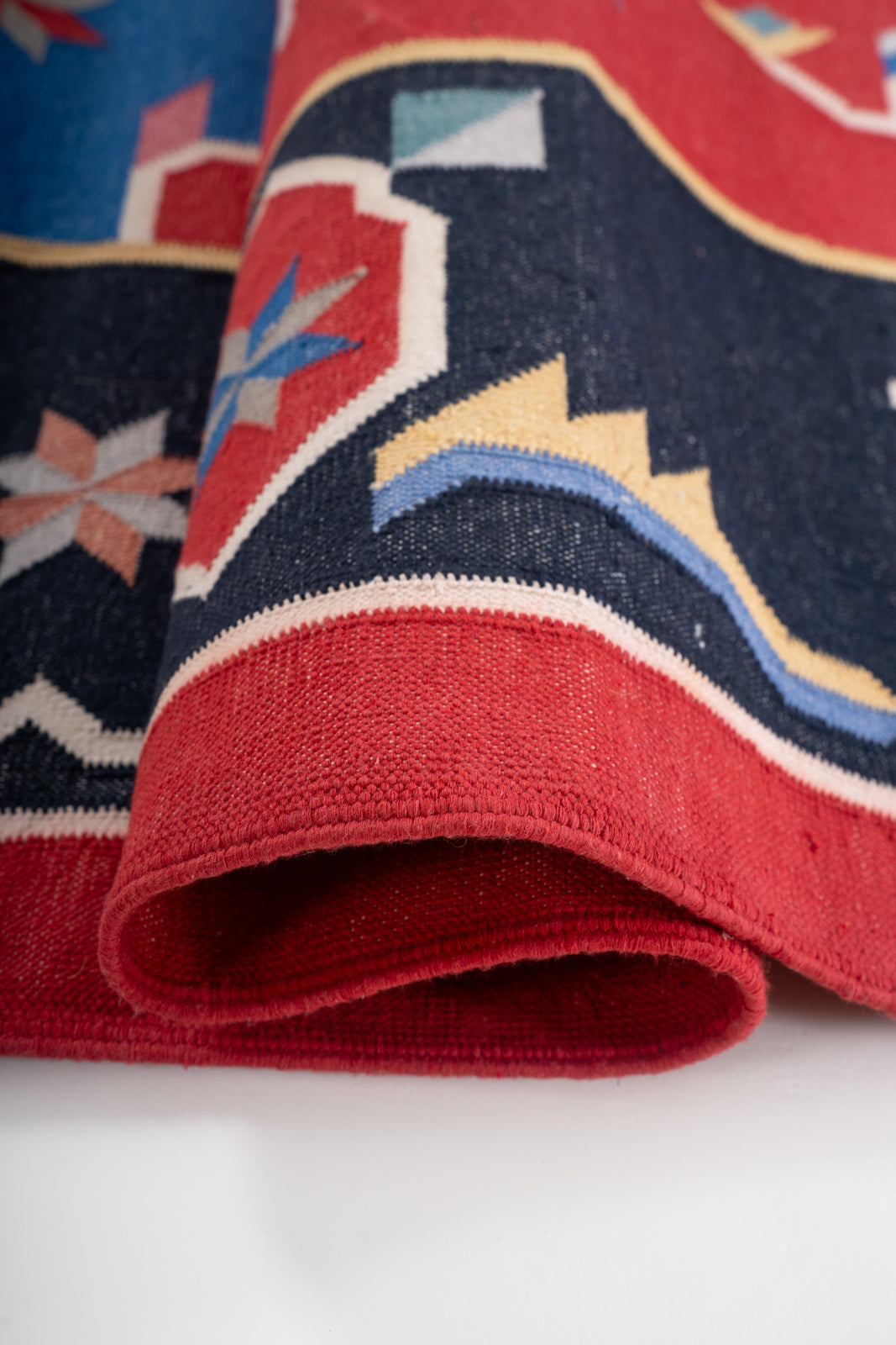 Mysore Majesty Flatweave antique dhurrie - texture detail showing cotton surface