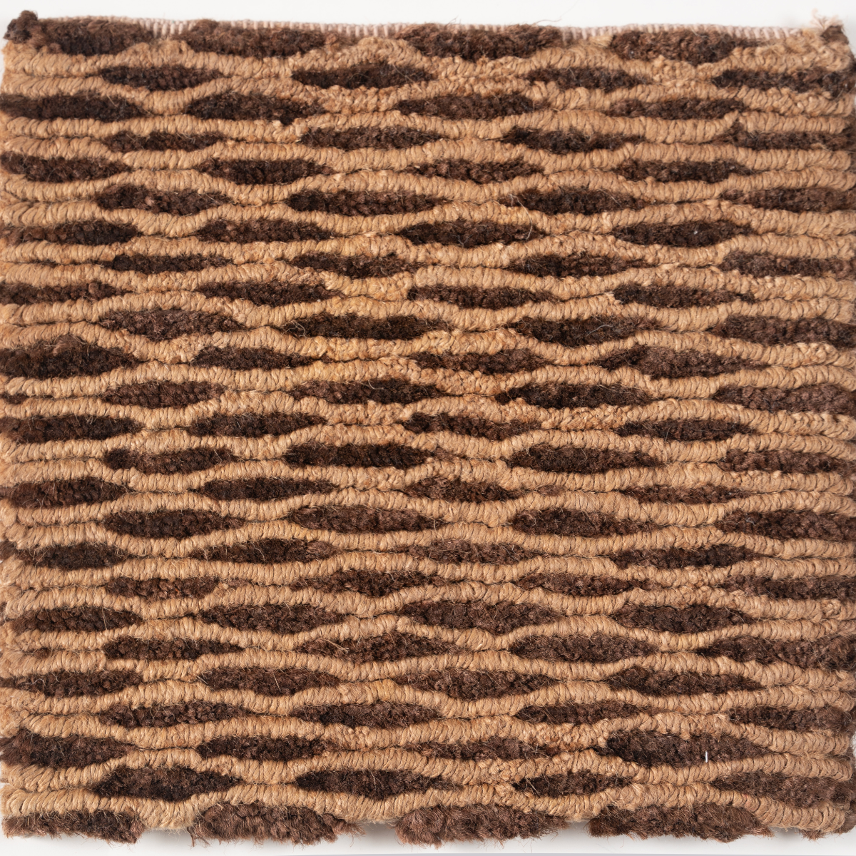Nomad's Trace : Caravan jute rug in neutral tones