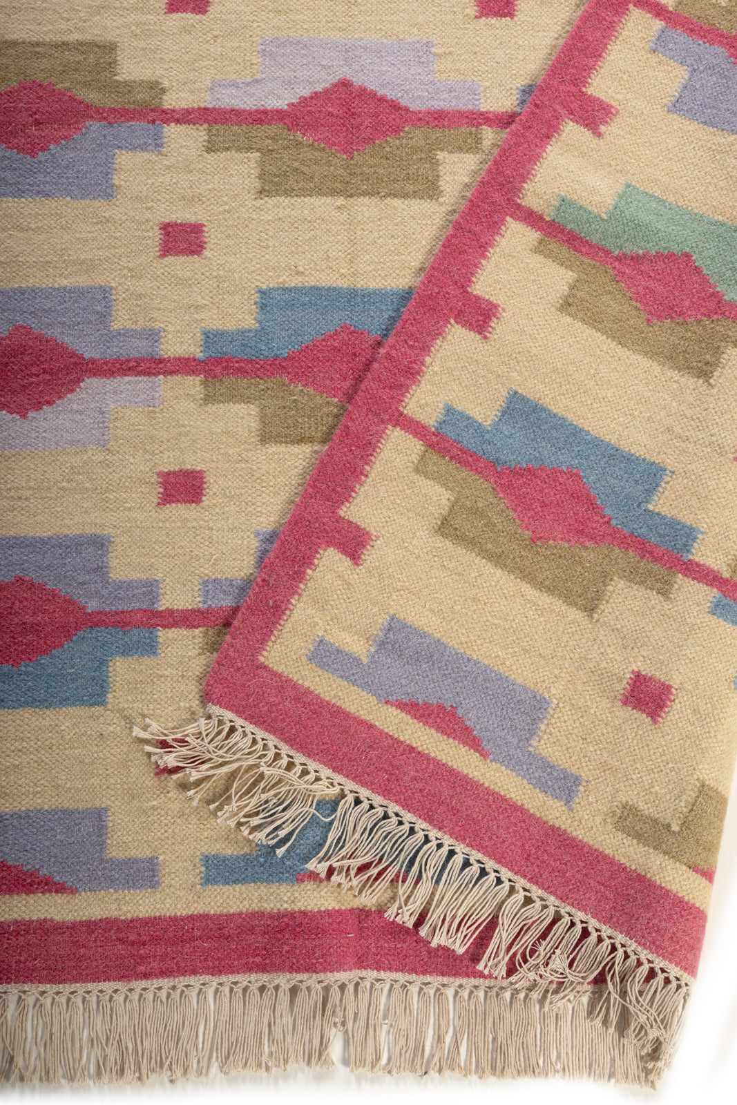 Pastel Horizon Flatweave Rug detail of the striped wool surface and edge finishing
