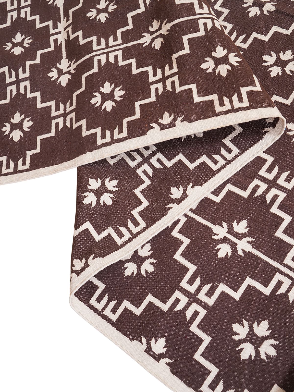 Regal Mocha Flatweave Rug - texture detail showing cotton surface