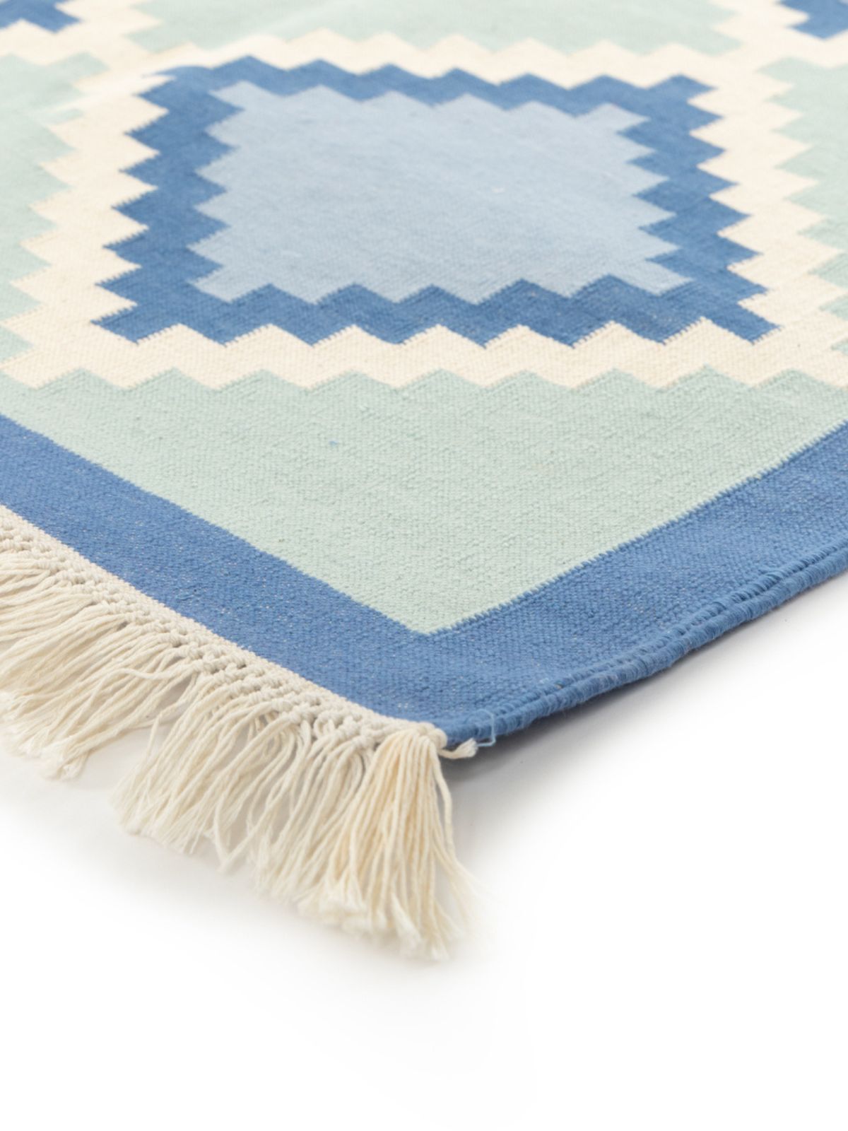 Royal Riviera Kilim Rug close-up showing the wool weave and geometric motif