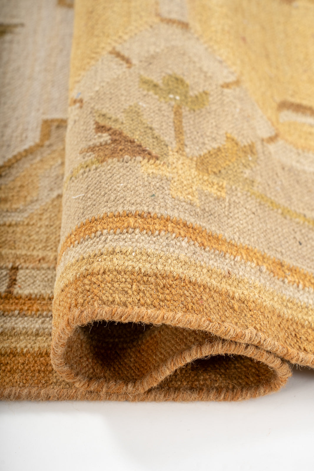 Samarkand Sands Wool Runner - wool runner laid in a hallway view