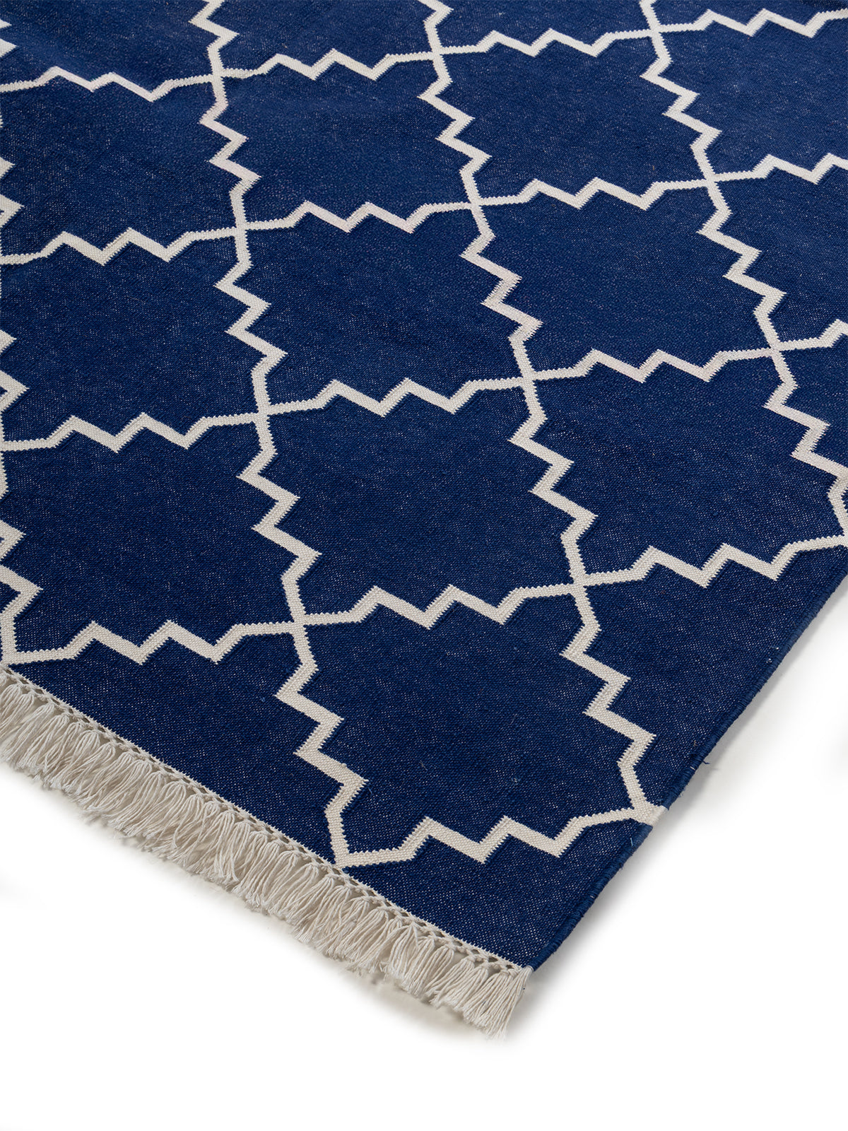 Symmetry Flatweave Rug-Navy close-up showing the cotton weave and geometric motif