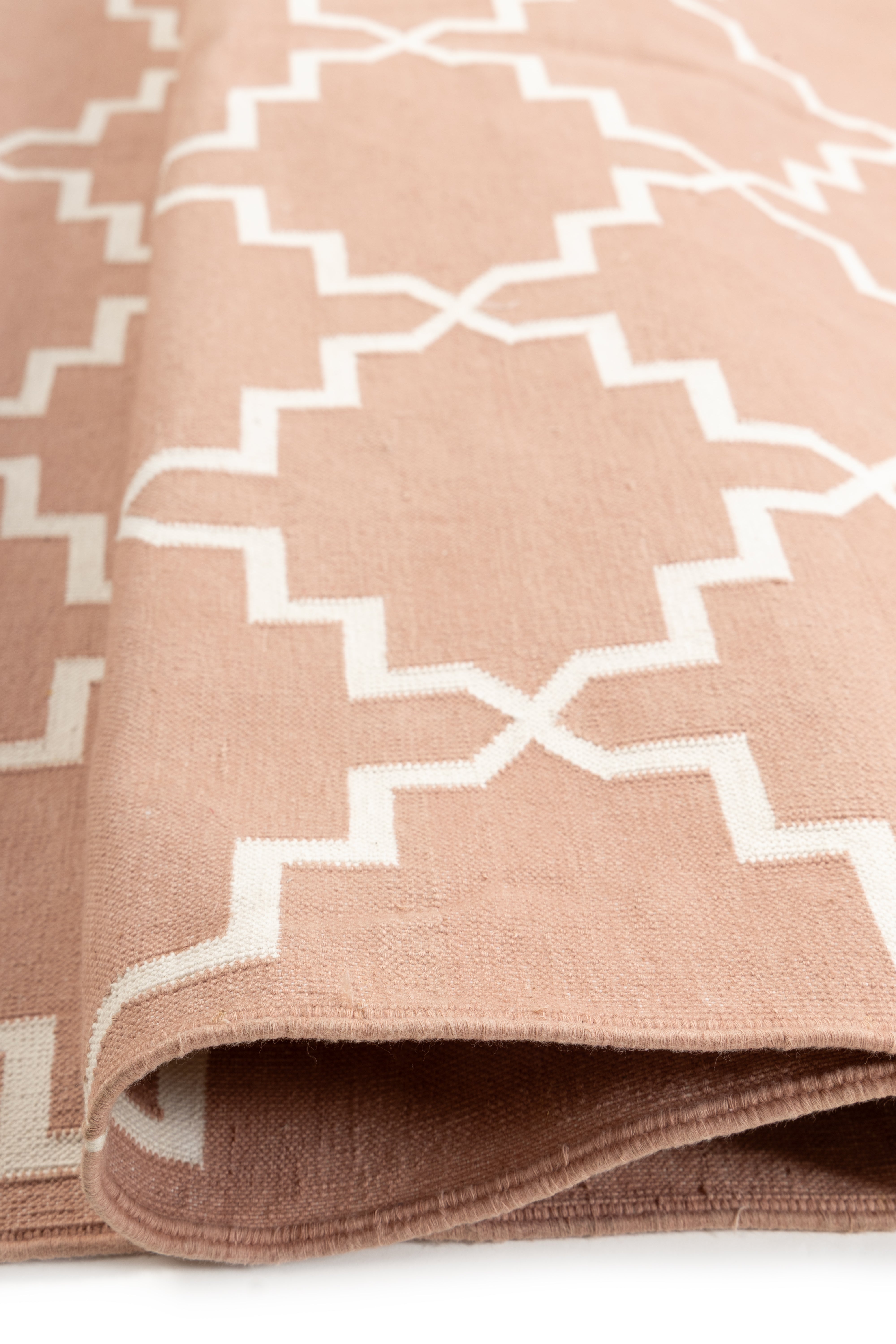 Symmetry Flatweave Rug-Peach - texture detail showing cotton surface
