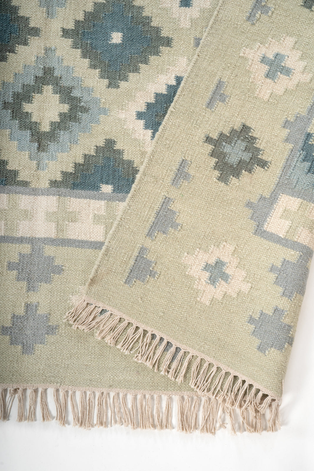 Thar Sandstone Heritage Rug detail of the traditional motif in wool