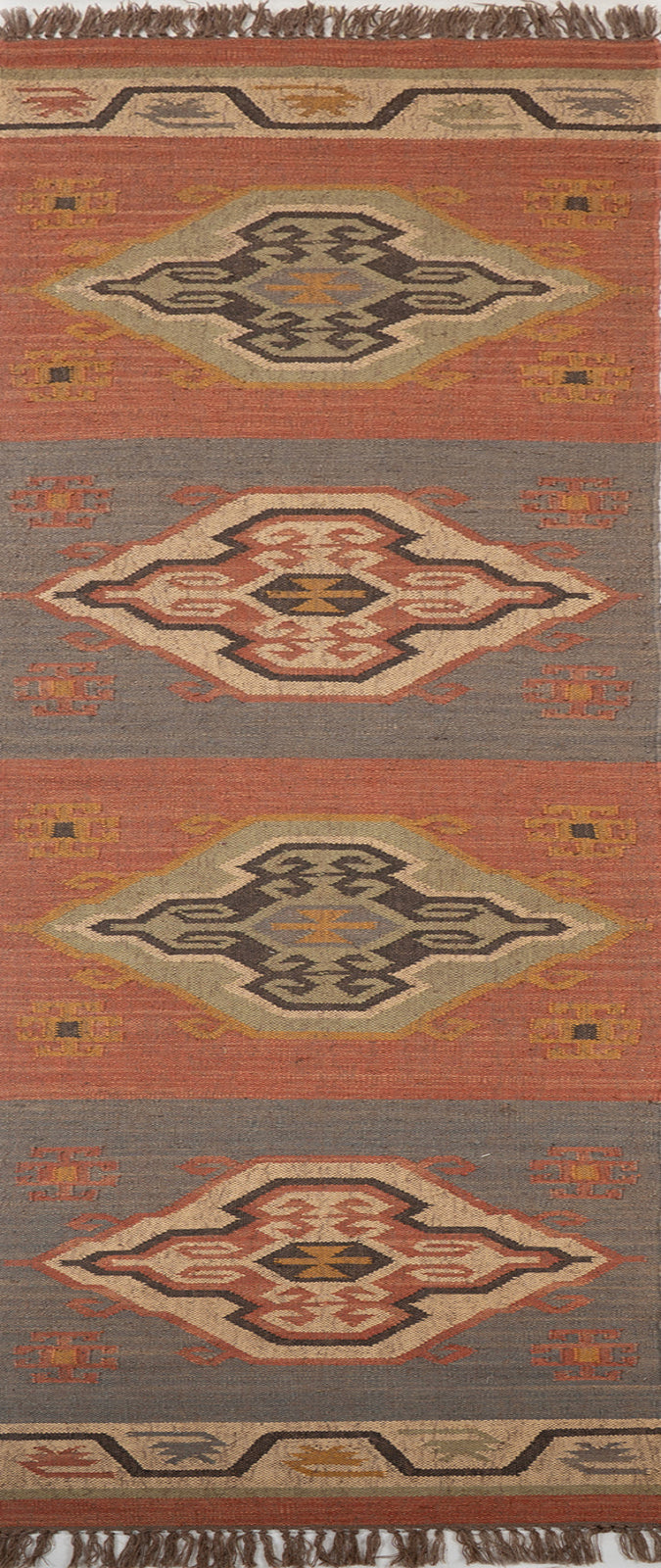 The Patterned Shield Runner in wool