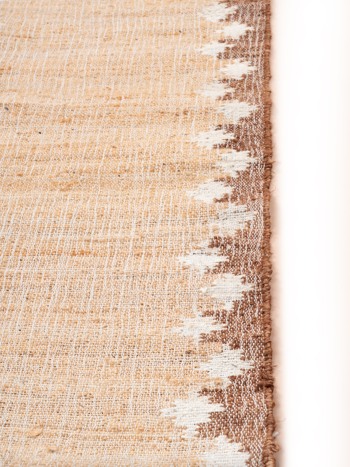 The Shoreline Runner close-up showing the jute weave and texture surface