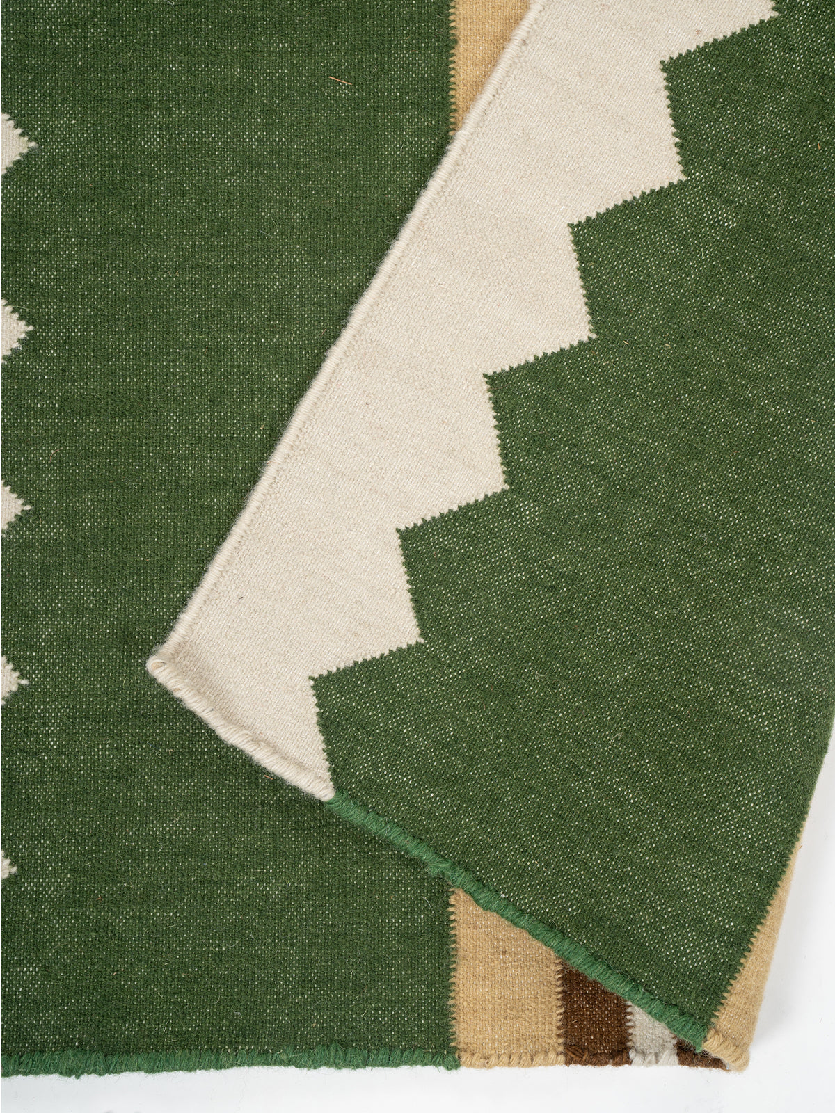 The Zigzag Trail Runner-Sage detail showing edge binding and cotton finishing of the runner