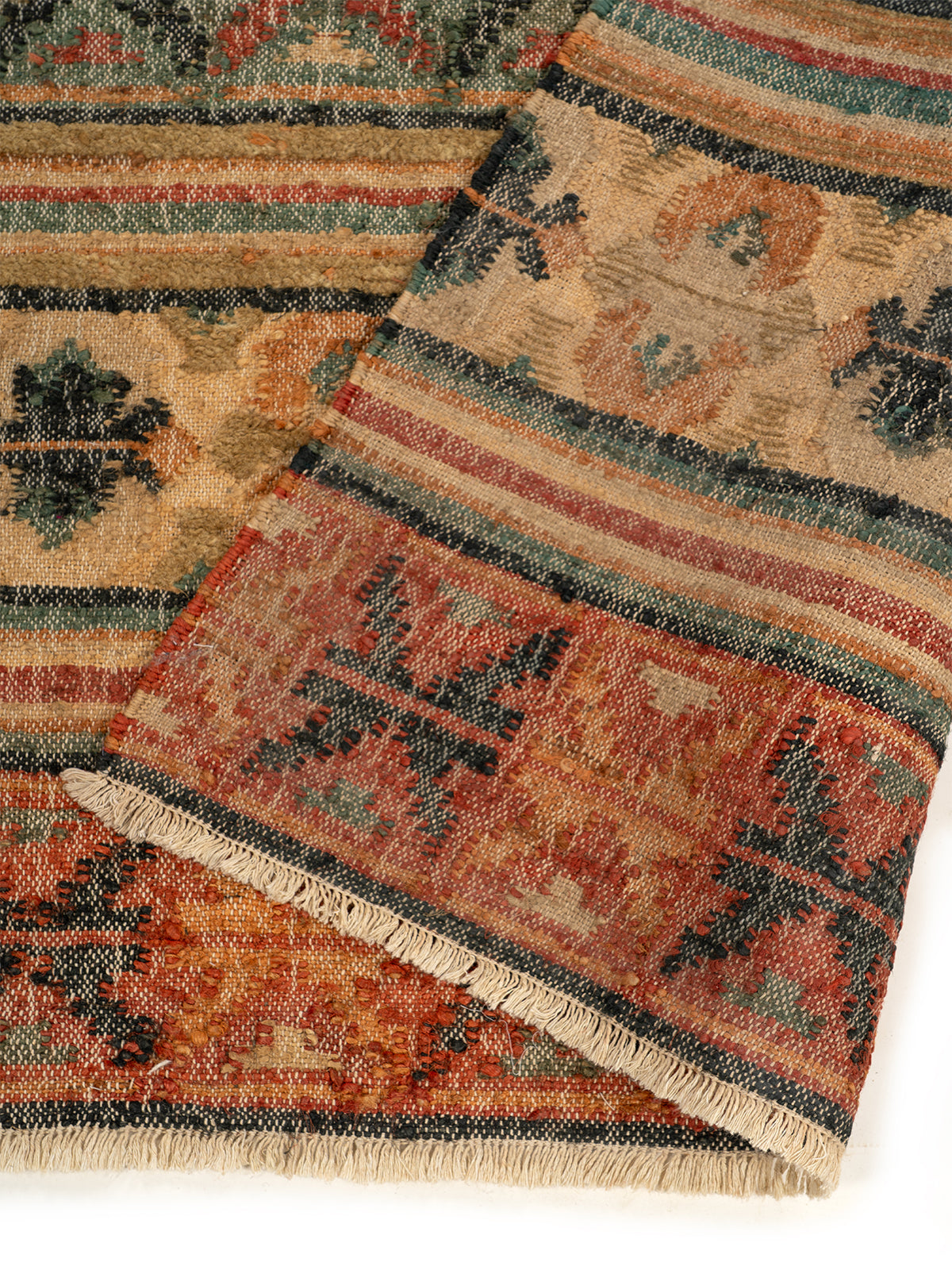 Tribal Horizon Jute Rug detail of the traditional motif in jute