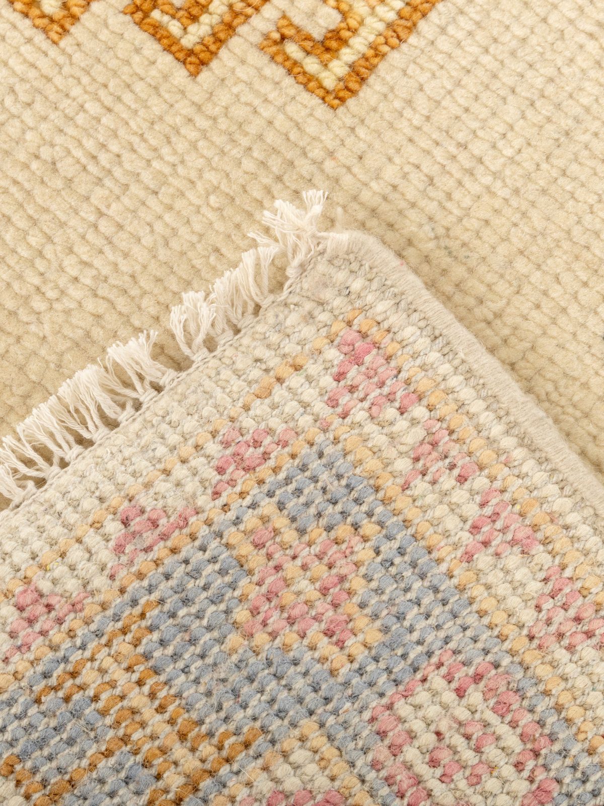 Turkish Aura Oushak Rug detail of the traditional motif in wool