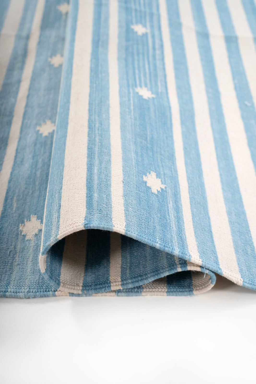 Whisper Flatweave Rug - texture detail showing cotton surface