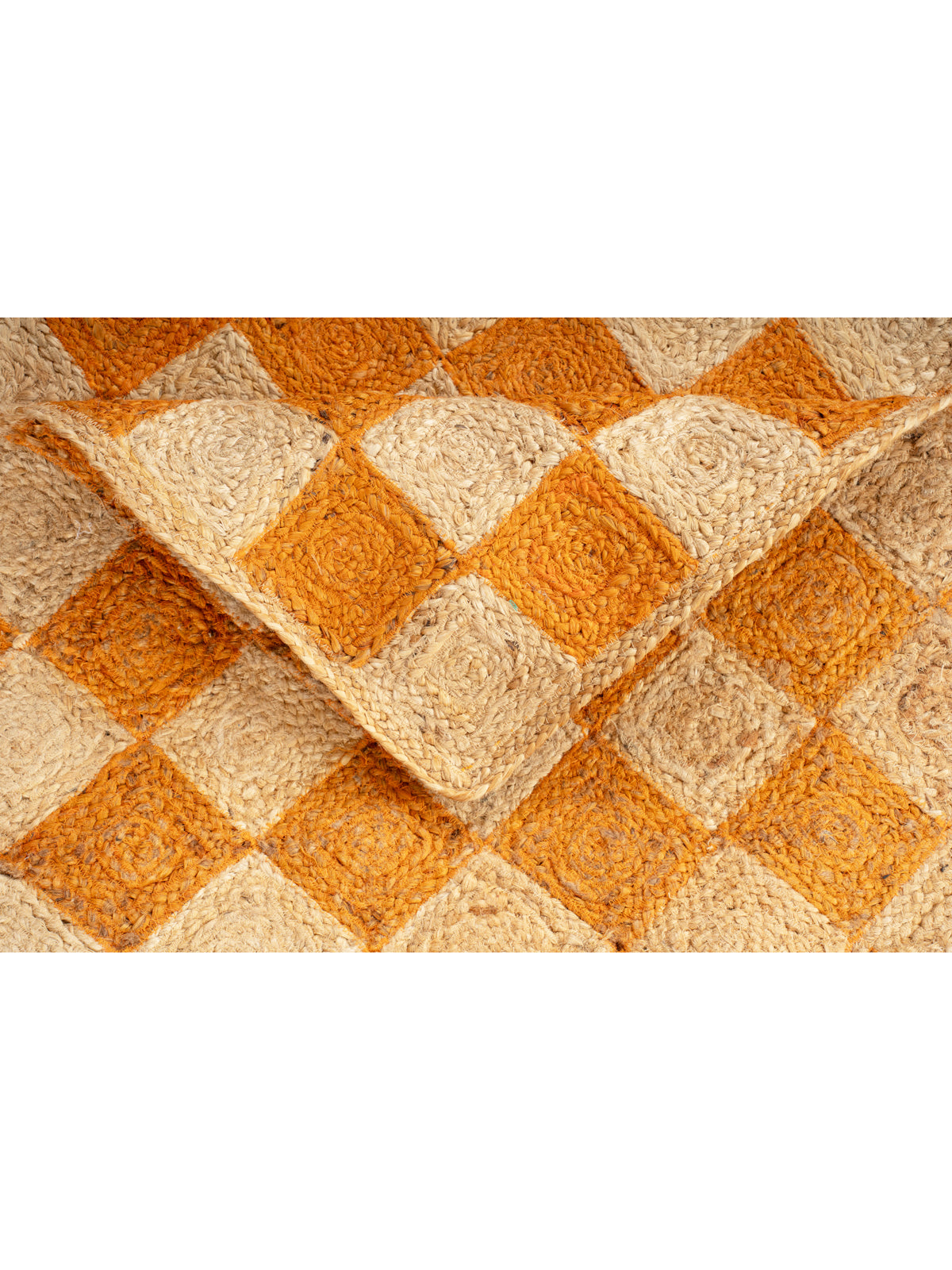 Windsor checkered Jute rug-Orange detail of the geometric pattern in jute