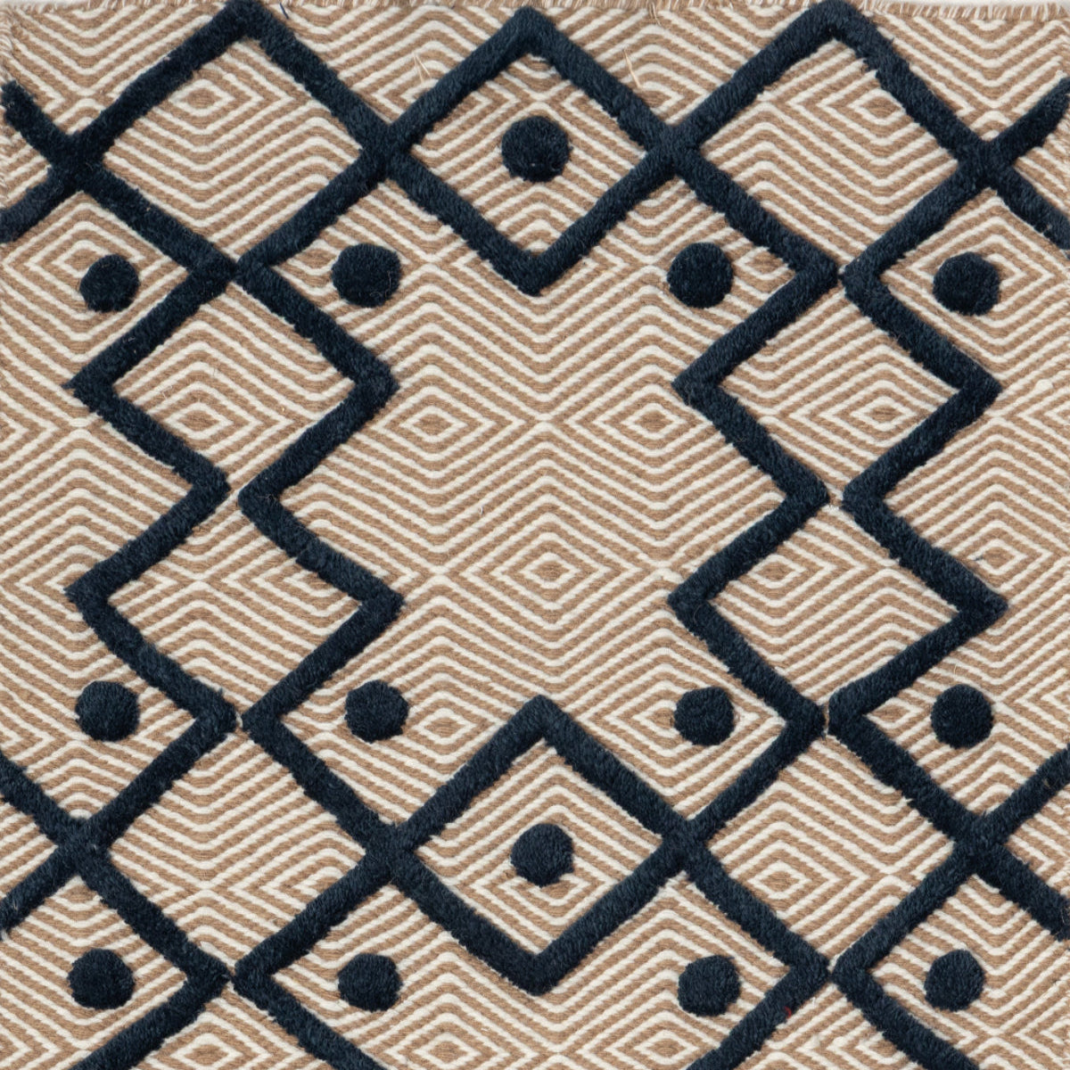 Wool Mesa wool rug in neutral tones
