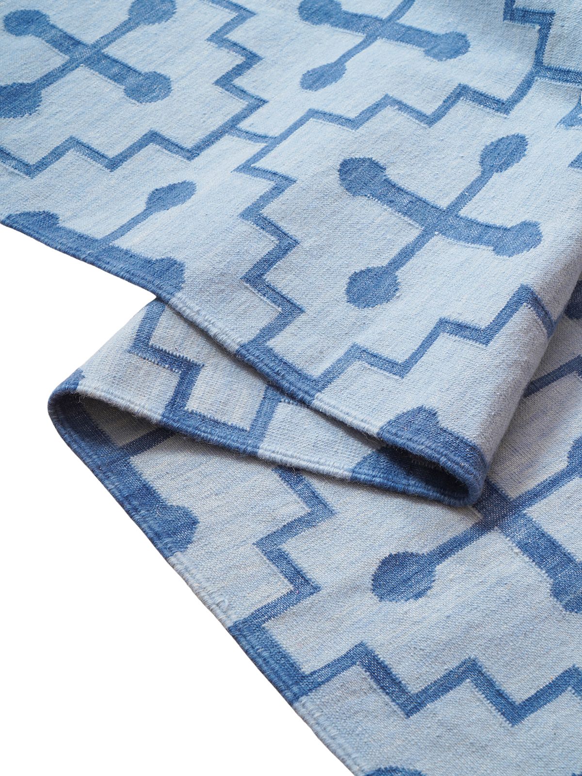 Yale interlock flatweave rug detail of the geometric pattern in cotton